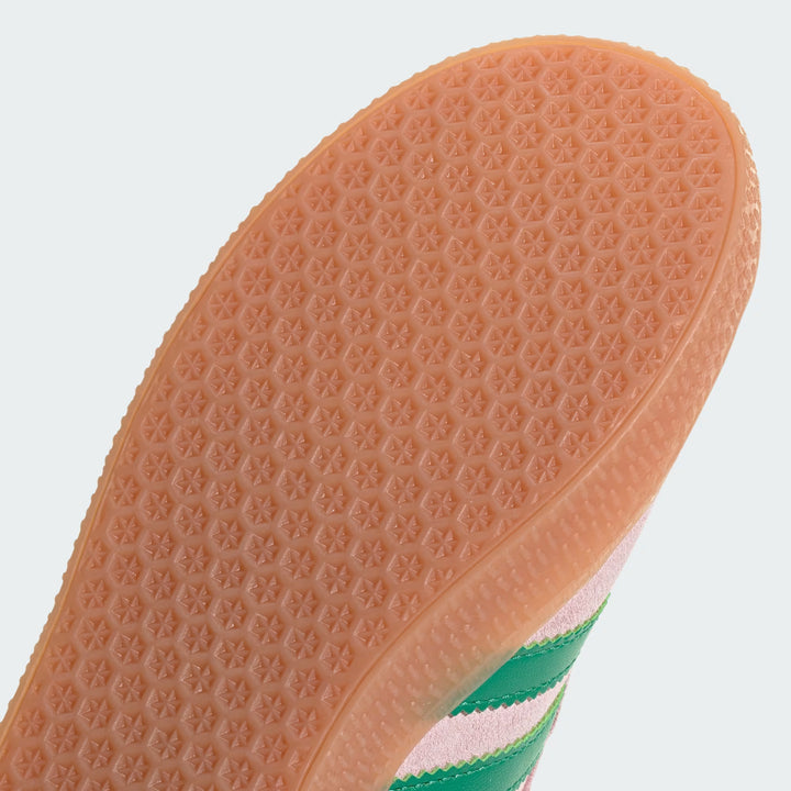 GAZELLE J