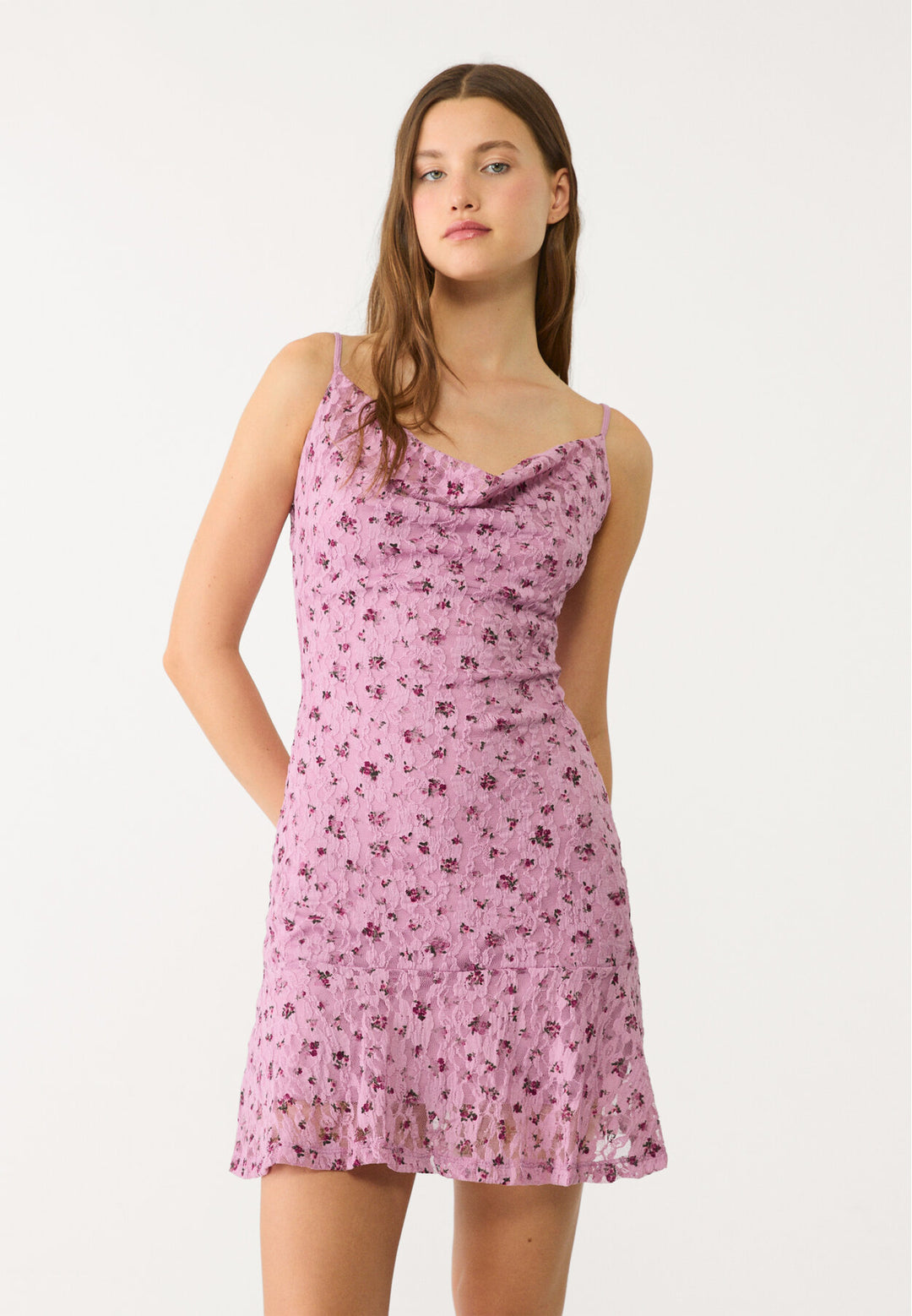 Robe Courte Bretelles - Dentelle - Tunisie3
