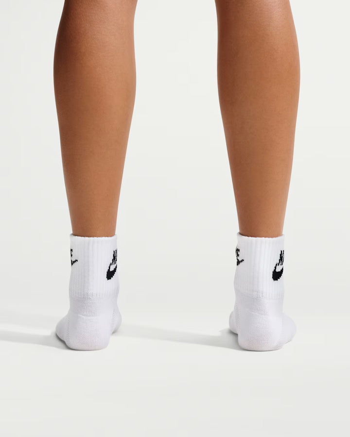 EVERYDAY ESSENTIAL ANKLE