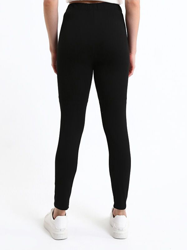 Moudda LC Waikiki - T-shirt en jersey stretch Femme Noir - Tunisie 5