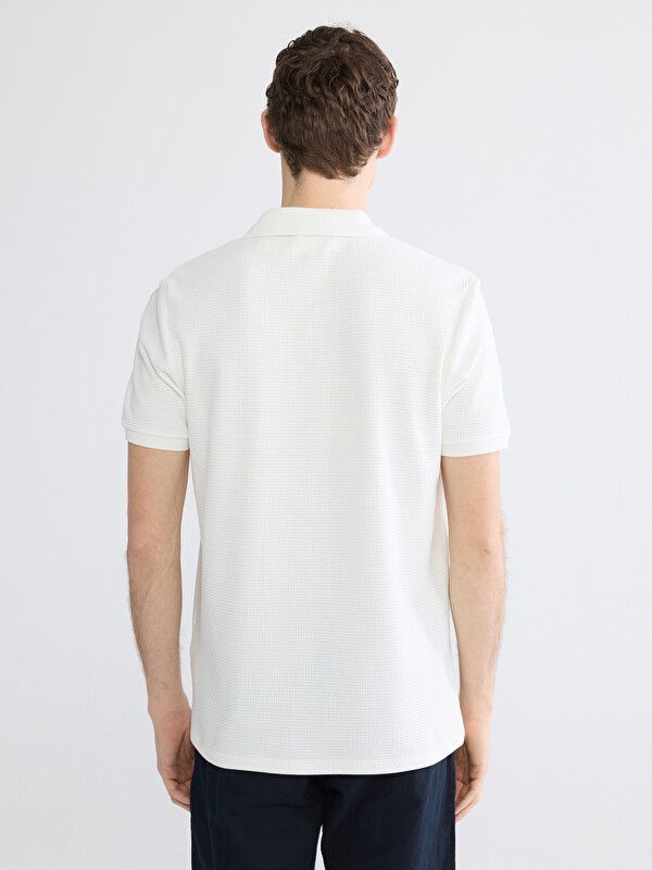 Moudda LC Waikiki - T-shirt manches courtes en jersey pour Homme couleur Écru - Tunisie 4