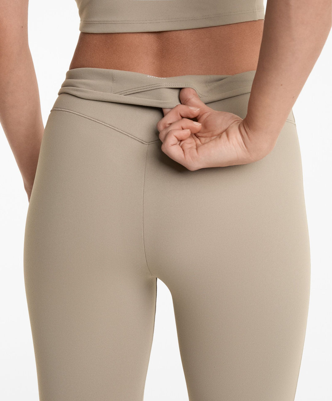 Moudda Oysho - Legging Taille Haute Cheville - Touché Coton - Tunisie 6