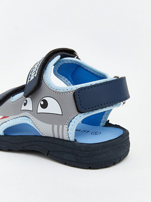 Moudda LC Waikiki - Sandales pour Garçon couleur Bleu marine - Tunisie 5
