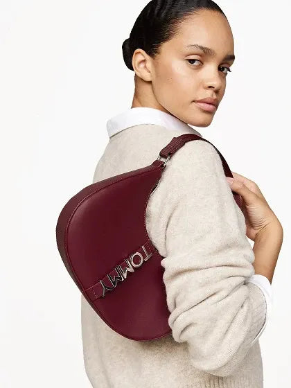 Moudda Tommy Hilfiger - Sac Pour Femme, Tjw City Bold Shoulder Bag  - Tunisie 1