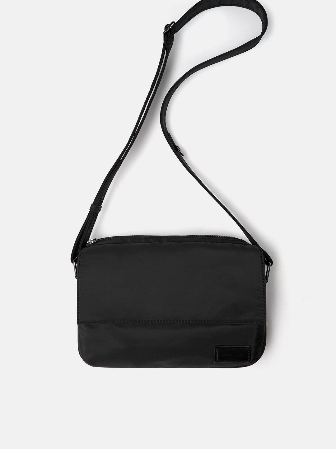Moudda PULL & BEAR - Bandoulière Nylon Tapeta - Tunisie 6
