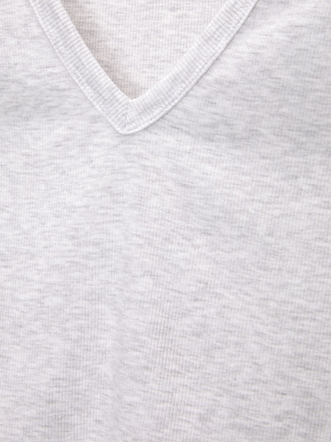 Moudda PULL & BEAR - T-Shirt Basique Crop Côtelé Col V - Tunisie 2