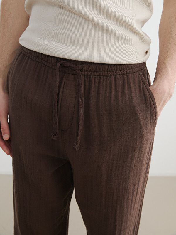 Moudda LC Waikiki - Pantalon mi-saison en tissu pour Homme couleur Marron foncé - Tunisie 3