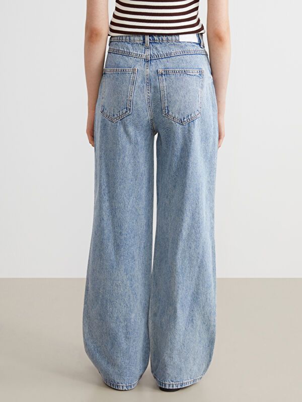 Moudda LC Waikiki - Pantalon tissé en denim Femme Bleu clair - Tunisie 4