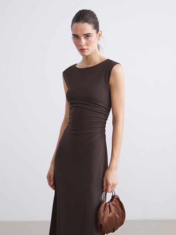 Moudda LC Waikiki - Robe en jersey manches courtes Femme Brun foncé - Tunisie 2