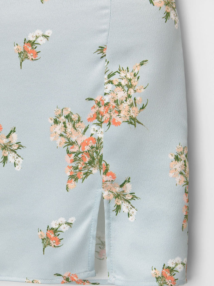 Moudda PULL & BEAR - Mini Jupe Satinée Fleur En Ligne - Tunisie 1