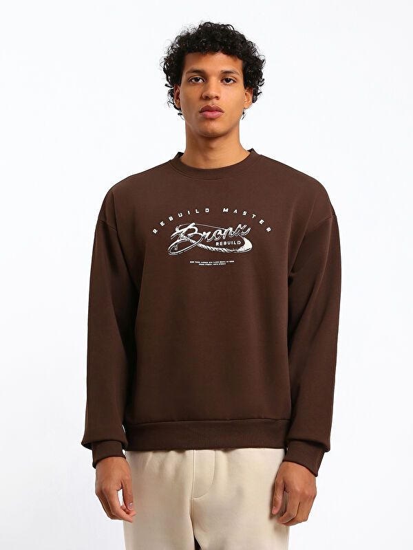 Moudda LC Waikiki - Sweatshirt en jersey couleur Marron foncé pour hommes - Tunisie 1