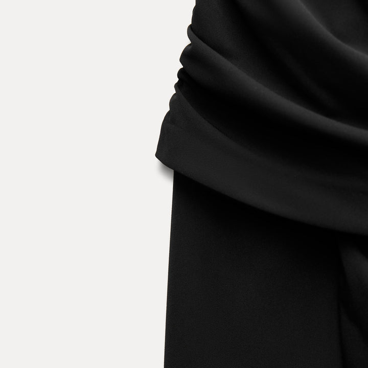 Moudda ZARA - Robe courte en maille asymétrique, plis et finitions - Tunisie 3