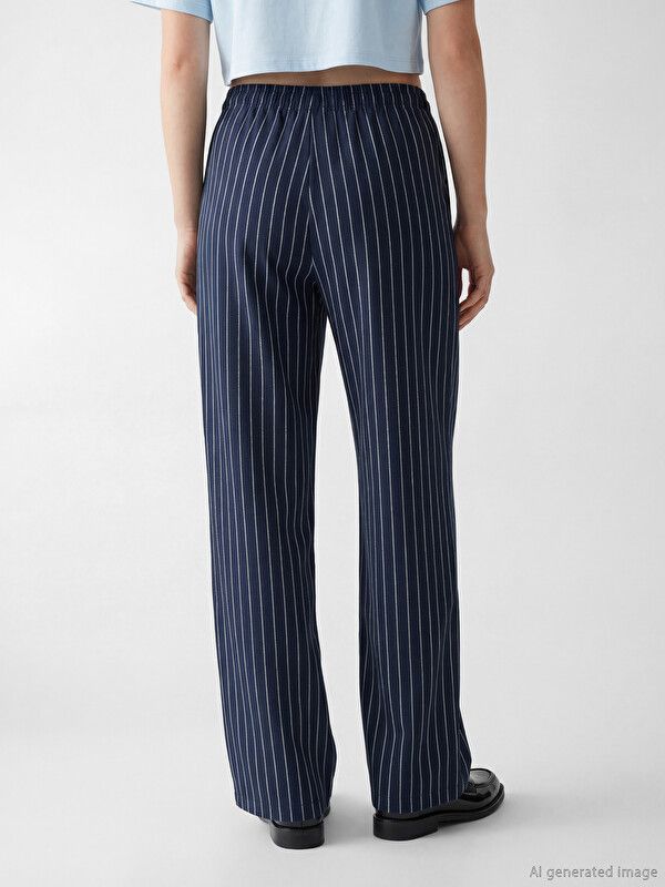 Moudda LC Waikiki - Pantalon fin en tissu pour Femme couleur Bleu marine rayé - Tunisie 4