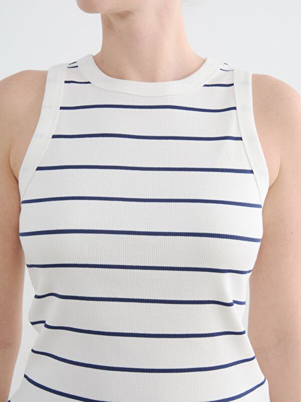 Moudda LC Waikiki - Débardeur basique en jersey pour Femme couleur Bleu marine rayé - Tunisie 3