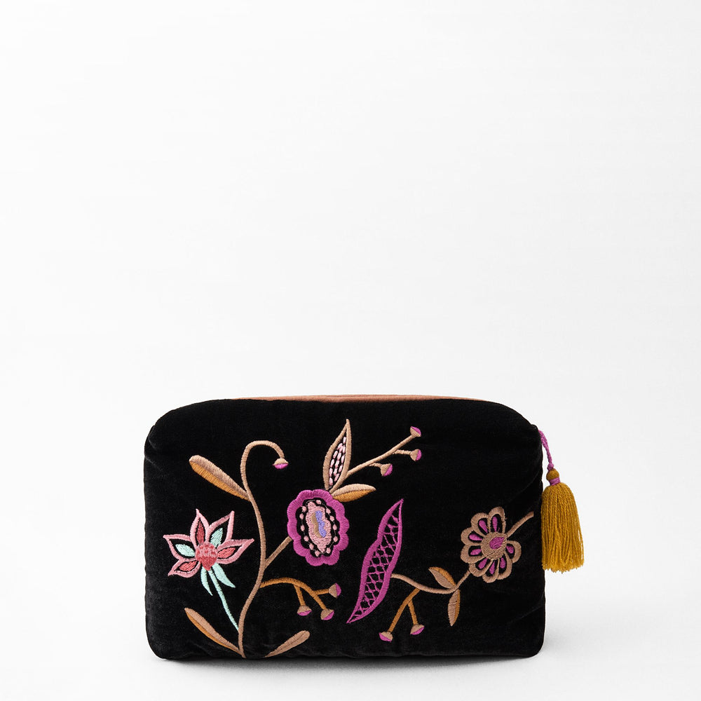 Moudda ZARA - Trousse matelassée velours brodée amibes - Tunisie 2