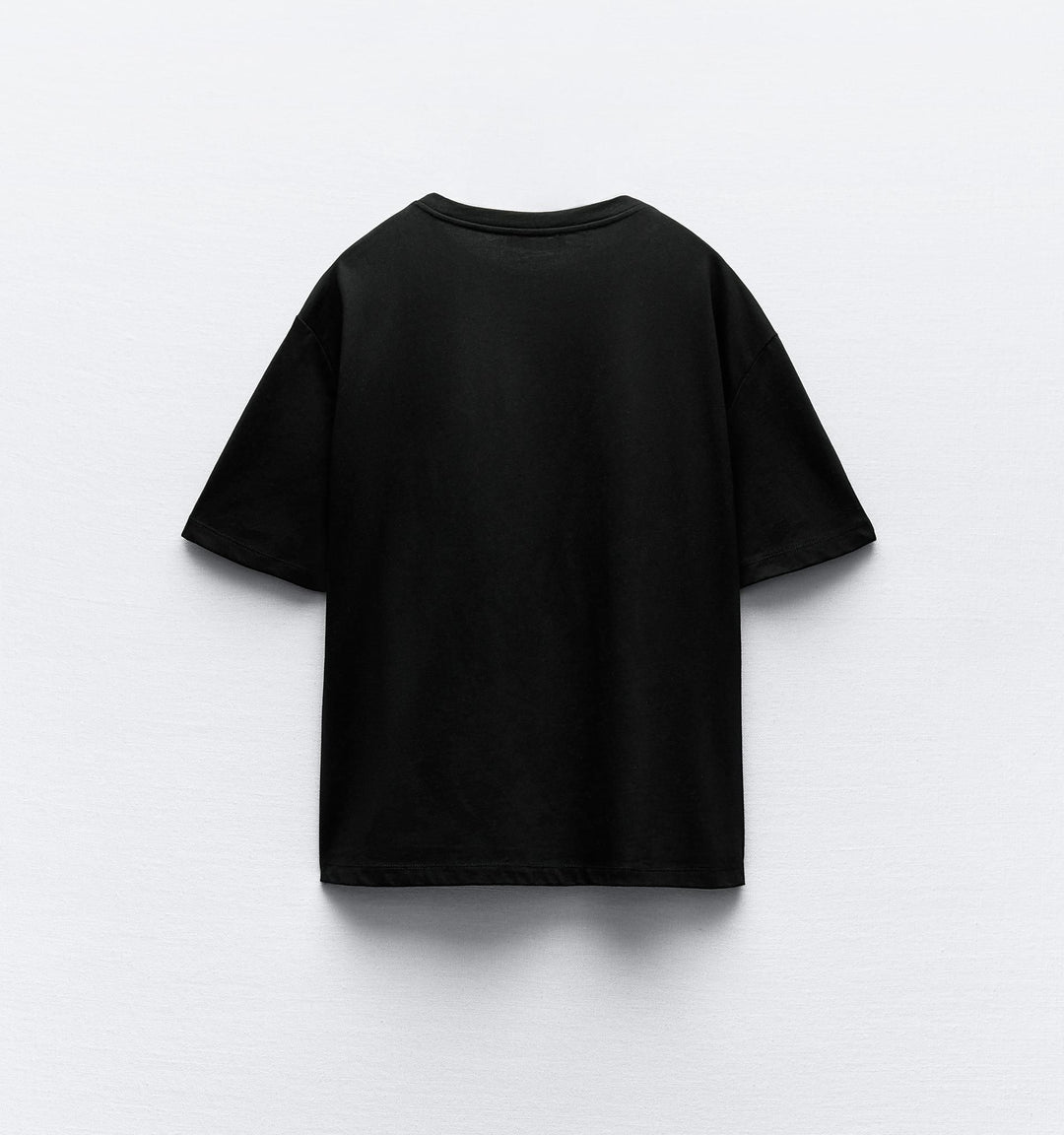 Moudda ZARA - T-shirt épaule ornée de bijoux - Tunisie 2