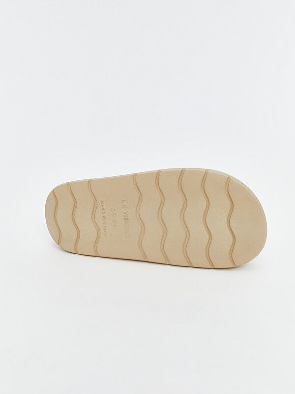 Moudda LC Waikiki - Pantoufles pour Fille couleur Beige - Tunisie 4
