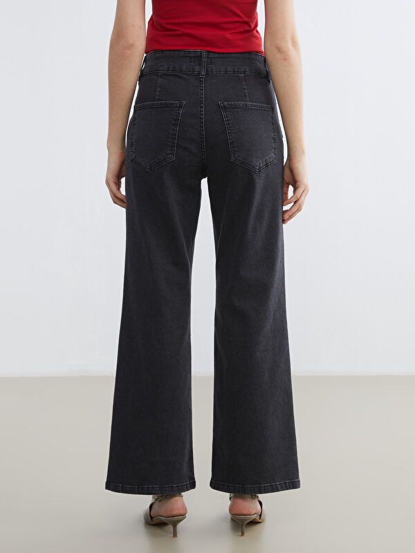 Moudda LC Waikiki - Jean basique en denim couleur Rodeo gris pour femmes - Tunisie 4