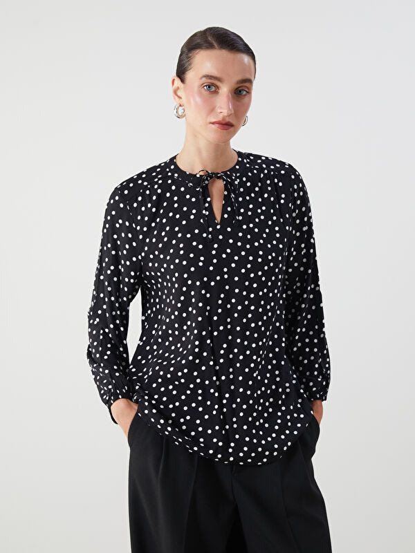 Moudda LC Waikiki - Blouse tissée imprimée manches longues Femme Imprimé en noir - Tunisie 1