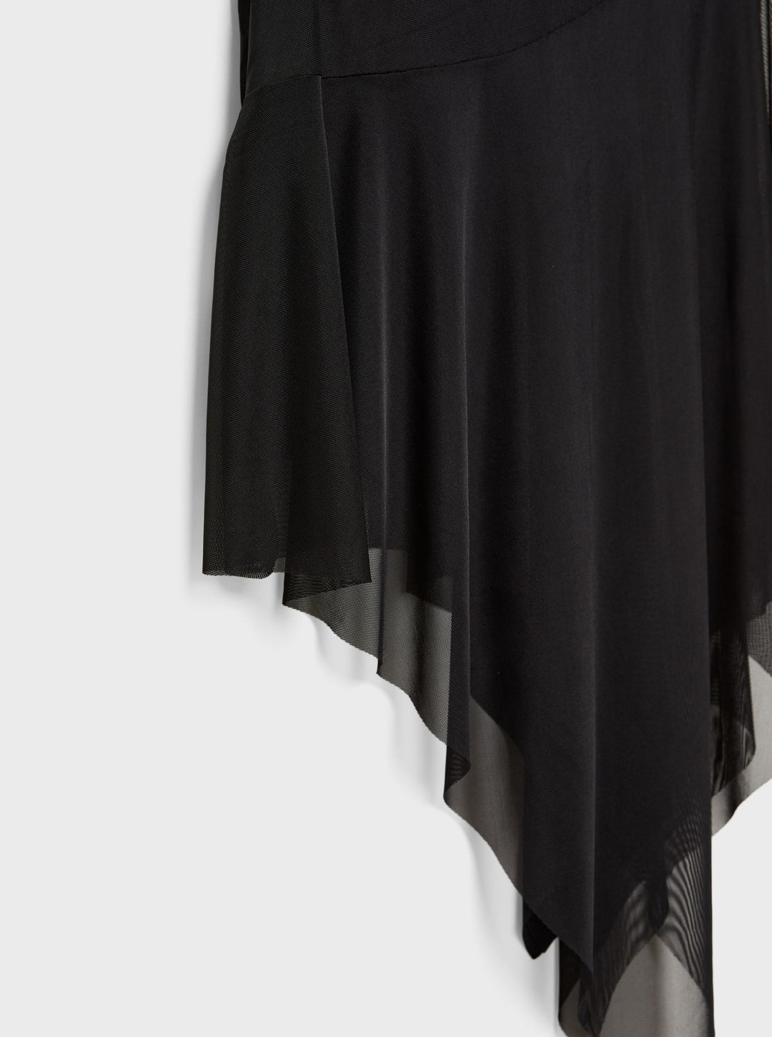 Moudda STRADIVARIUS - Robe en Tulle avec Jupe Asymétrique - Tunisie 1
