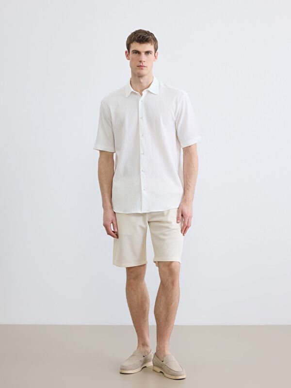Moudda LC Waikiki - Chemise manches courtes en tissu pour Homme couleur Écru - Tunisie 2