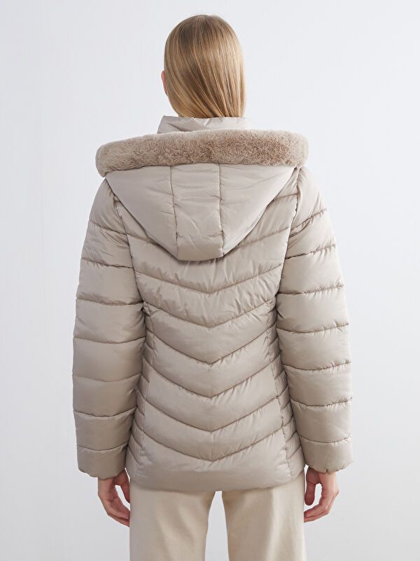 Moudda LC Waikiki - Manteau matelassé en nylon Femme Beige - Tunisie 5