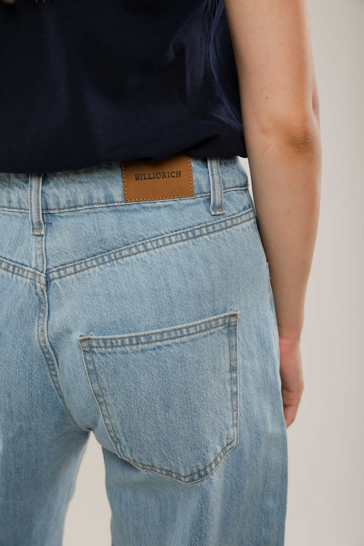 Moudda Billiorich - Pantalon Large Femme en Jean - Tunisie 4