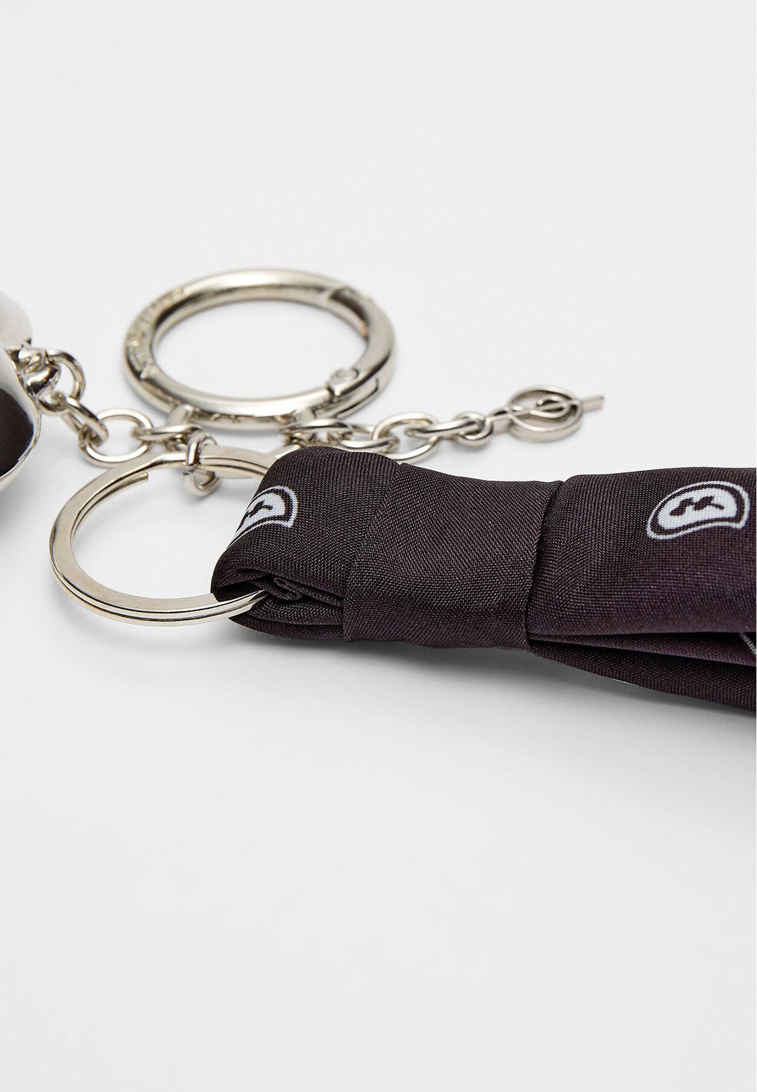 Moudda STRADIVARIUS - Porte-Clés Bandana Noir - Tunisie 2