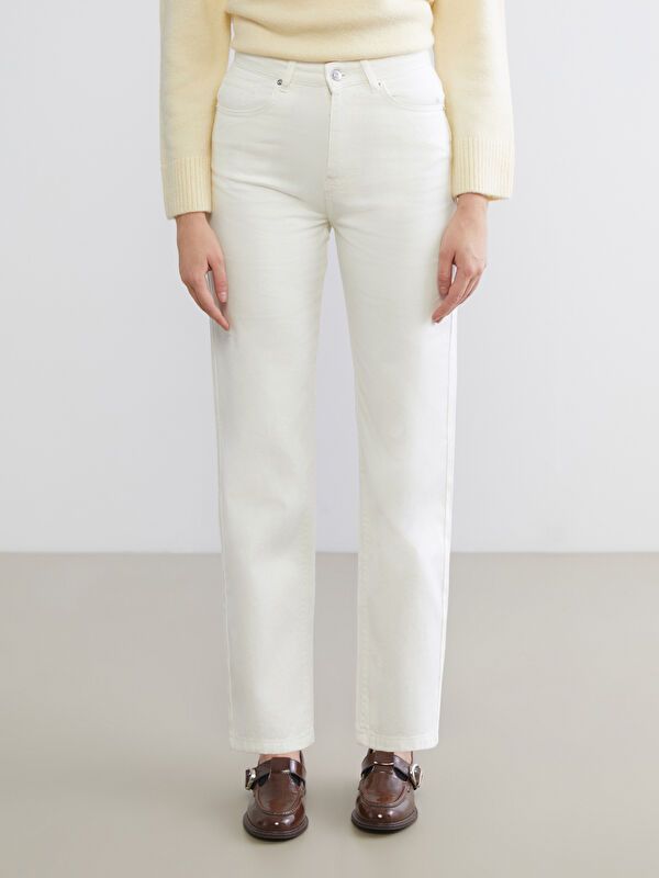 Moudda LC Waikiki - Pantalon en jean couleur Beige clair pour femmes - Tunisie 2