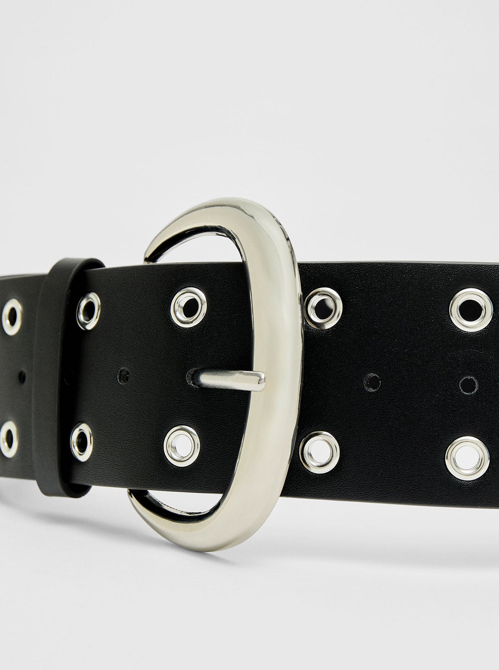 Moudda STRADIVARIUS - Ceinture Large avec Œillets - Tunisie 2