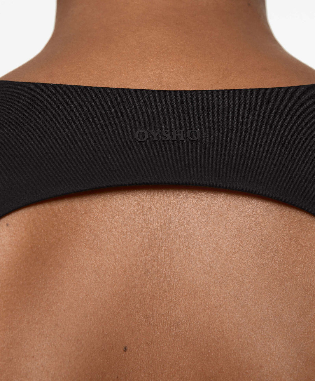 Moudda Oysho - T-Shirt Manches Longues Crop Comfortlux - Twist Dos - Tunisie 5