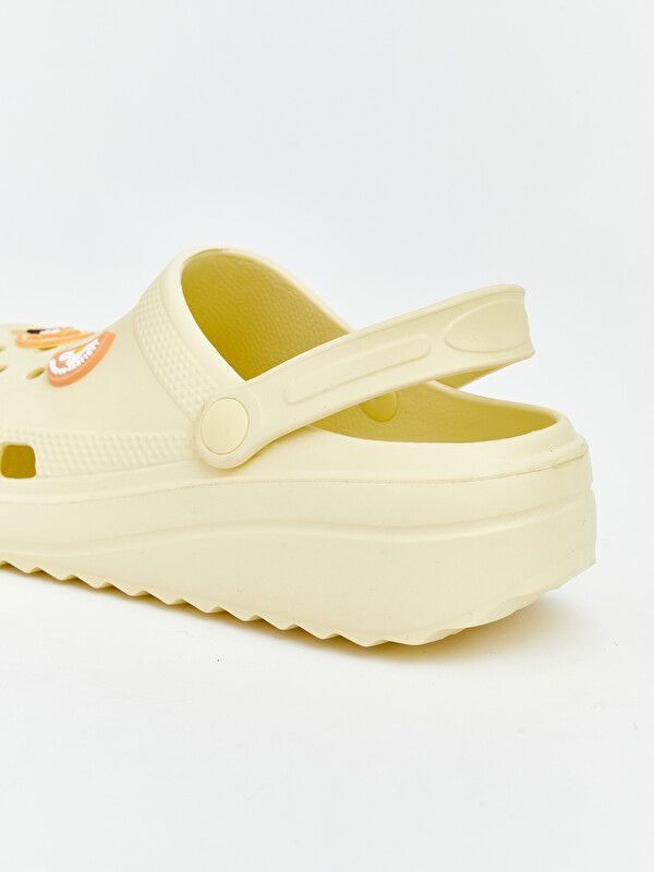 Moudda LC Waikiki - Pantoufles légères pour Femme couleur Jaune clair - Tunisie 5