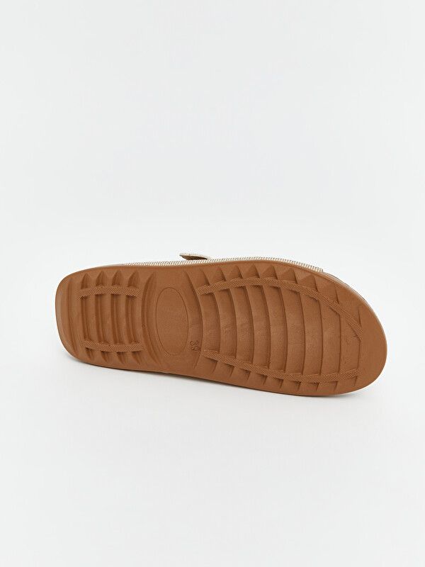 Moudda LC Waikiki - Pantoufles pour Femme couleur Beige - Tunisie 4