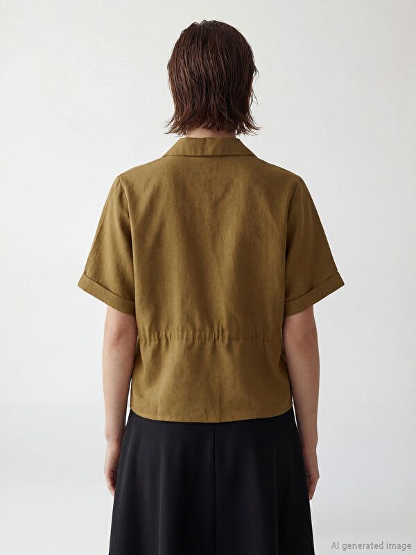 Moudda LC Waikiki - Chemise manches courtes en tissu pour Femme couleur Vert olive - Tunisie 4
