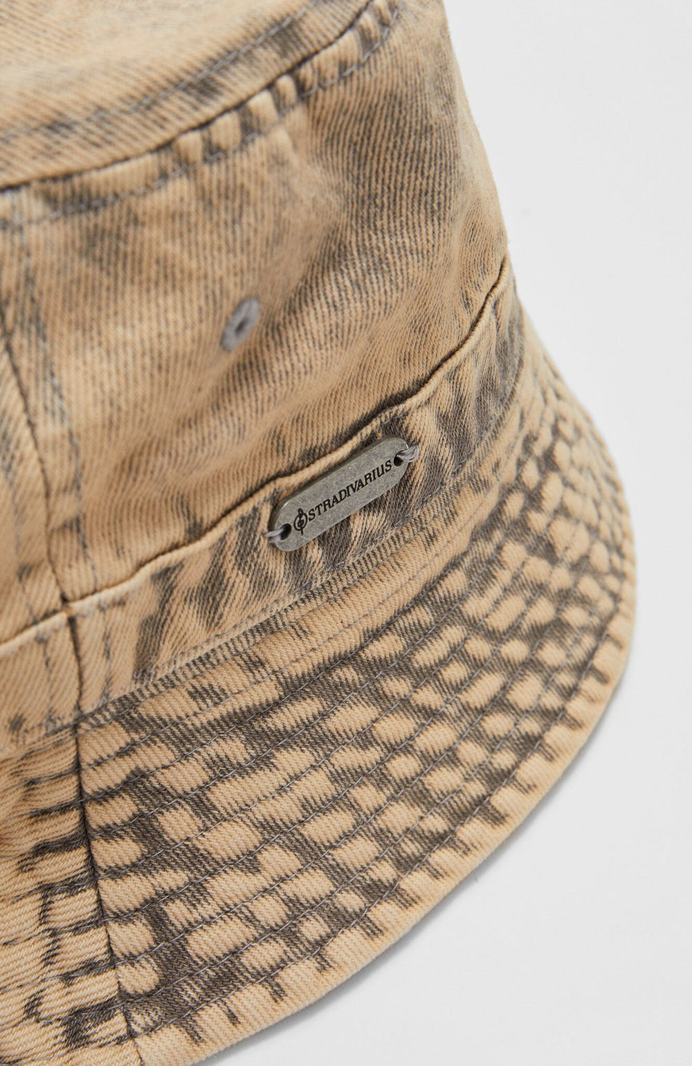 Moudda STRADIVARIUS - Chapeau/bonnet/casquette - Tunisie 2