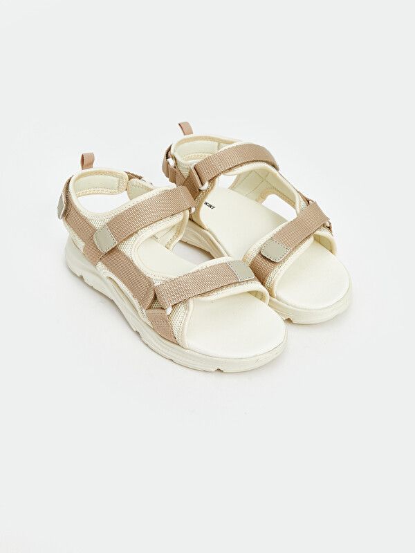 Moudda LC Waikiki - Sandales pour Garçon couleur  Beige clair - Tunisie 1