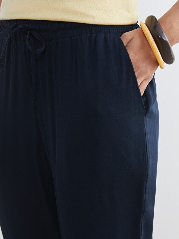 Moudda LC Waikiki - Pantalon fin en tissu pour Femme couleur Bleu marine - Tunisie 3