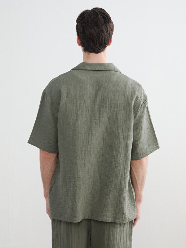 Moudda LC Waikiki - Chemise manches courtes en tissu pour Homme couleur Vert kaki - Tunisie 4
