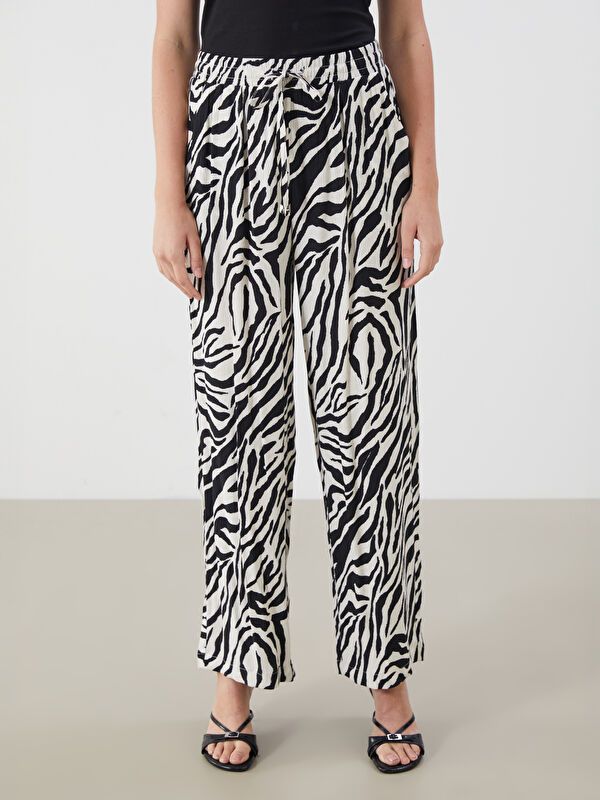 Moudda LC Waikiki - Pantalon tissé fin Femme Imprimé en noir - Tunisie 2