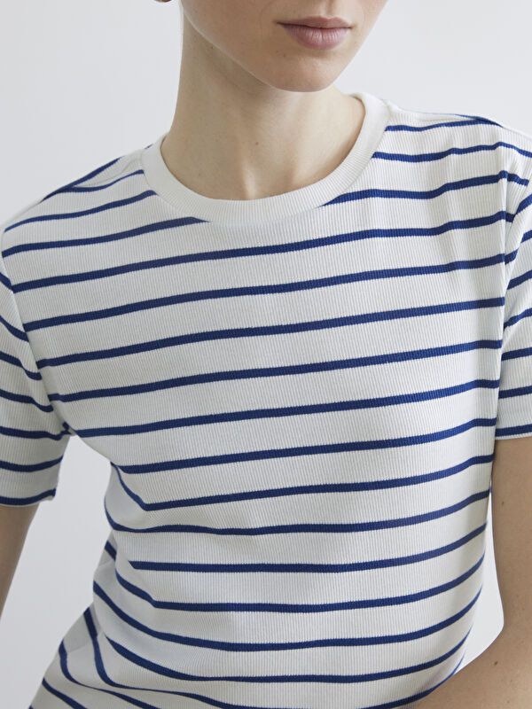 Moudda LC Waikiki - Body basique manches courtes en jersey pour Femme - Tunisie 3