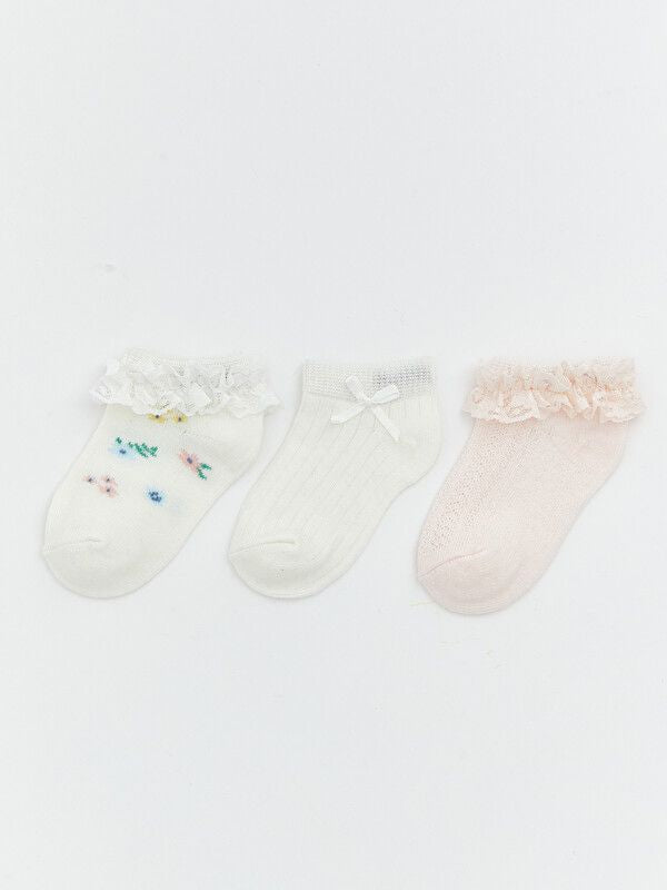 Moudda LC Waikiki - Chaussettes liner trainer (sport) pour Fille couleur Écru - Tunisie 1