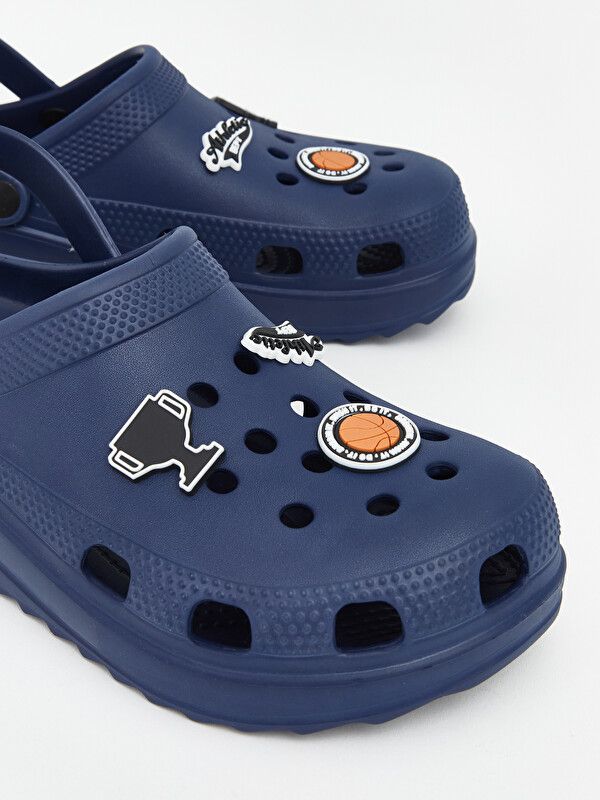 Moudda LC Waikiki - Pantoufles légères pour Homme couleur Bleu marine - Tunisie 3