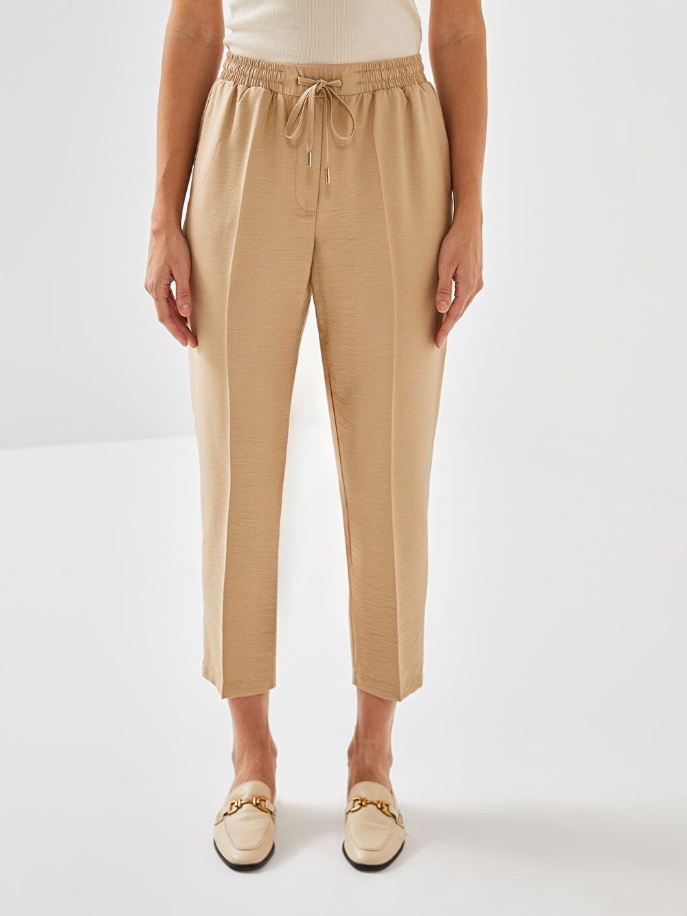 Moudda LC Waikiki - Pantalon tissé fin Femme Beige foncé - Tunisie 2