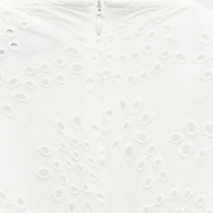 Moudda ZARA - Robe Midi Sans Manches Broderie Anglaise - Tunisie 5