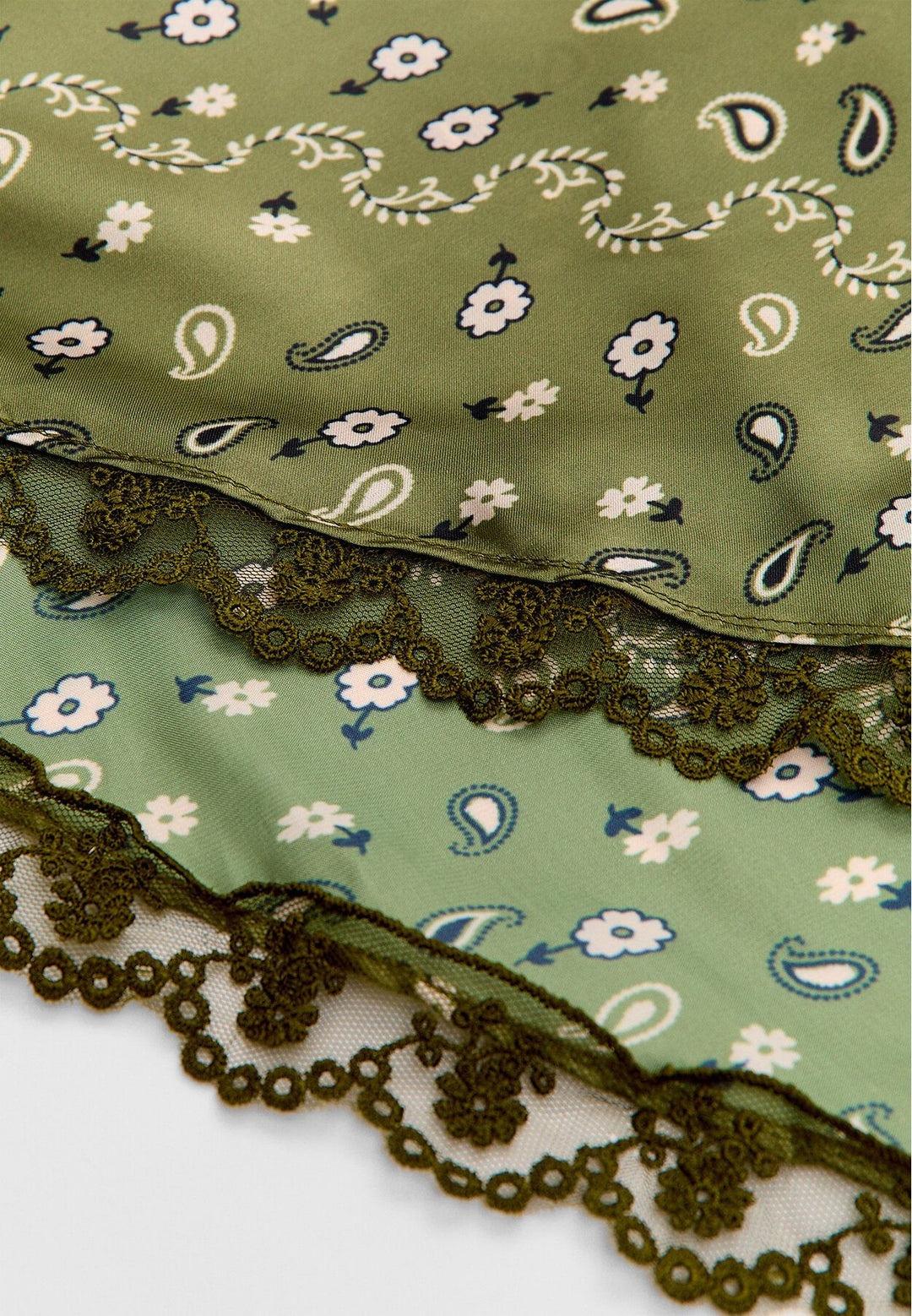 Moudda STRADIVARIUS - Bandana en Dentelle - Tunisie 4