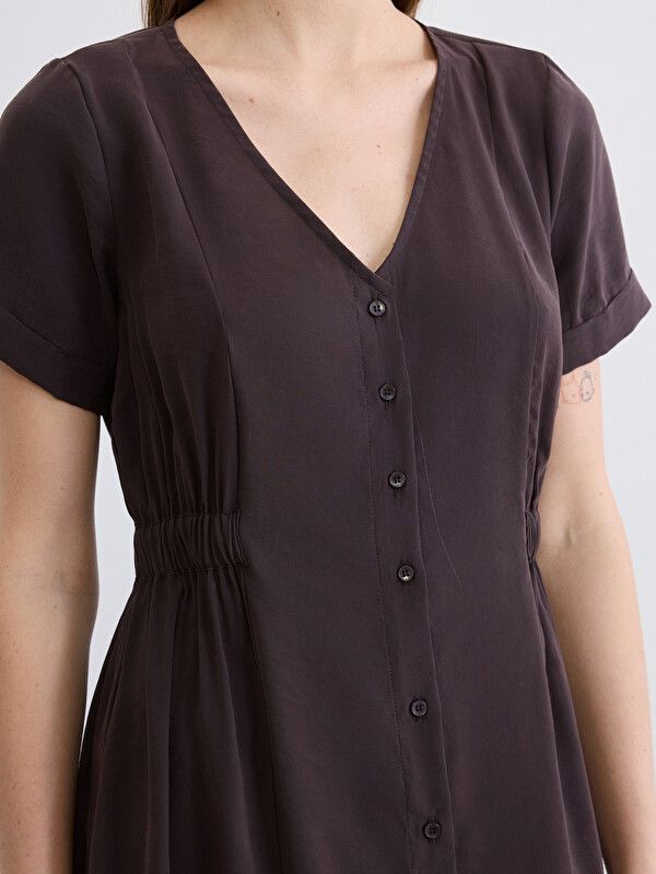 Moudda LC Waikiki - Robe maternité à manches courtes pour Femme couleur Marron foncé - Tunisie 3