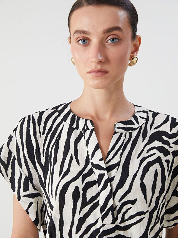 Moudda LC Waikiki - Chemise tissée imprimée uncv à manches courtes pour Femmes - Tunisie 3