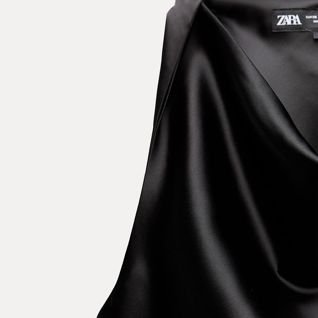 Moudda ZARA - Robe mi-longue en satin décolleté torsadé - Tunisie 3
