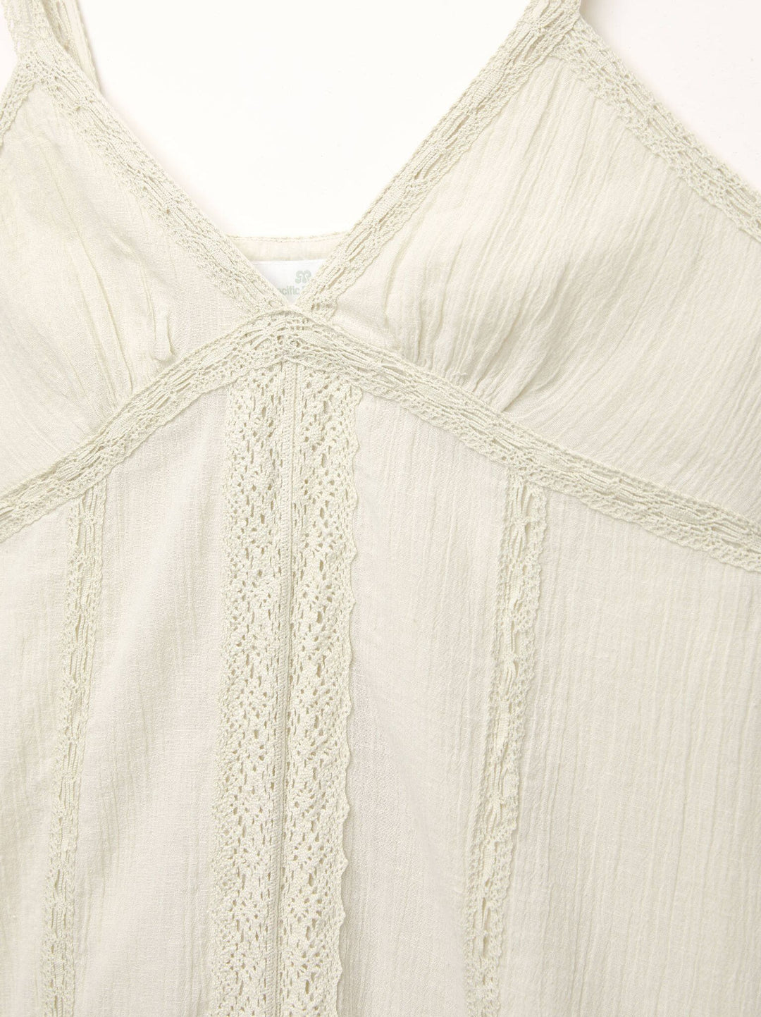 Moudda PULL & BEAR - Robe Pacific - Détails Brodés - Tunisie 3