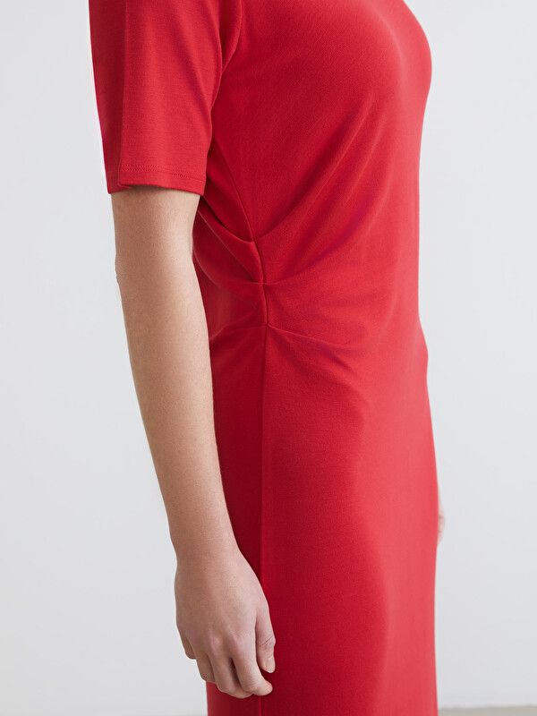 Moudda LC Waikiki - Robe manches courtes en jersey pour Femme couleur Rouge terne - Tunisie 3